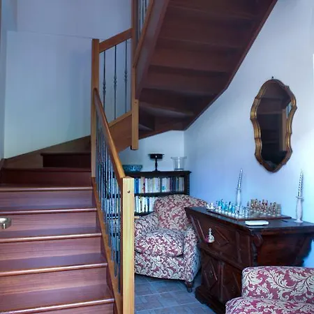 菲拉费罗住宿加早餐旅馆 3* 帕拉佐罗德罗斯泰尔